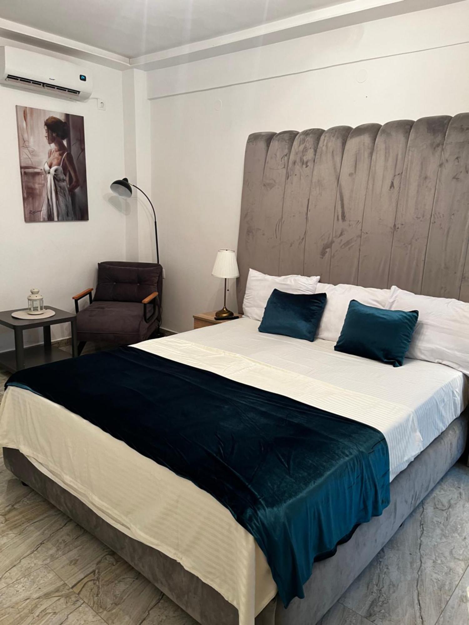 Mila Deluxe Apartment