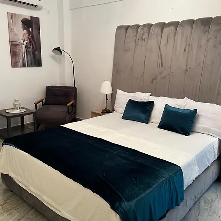 Mila Deluxe Appartement Peraía Buitenkant foto