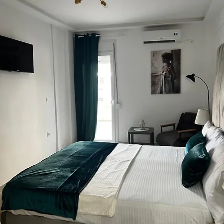 Mila Deluxe Appartement Peraía Buitenkant foto